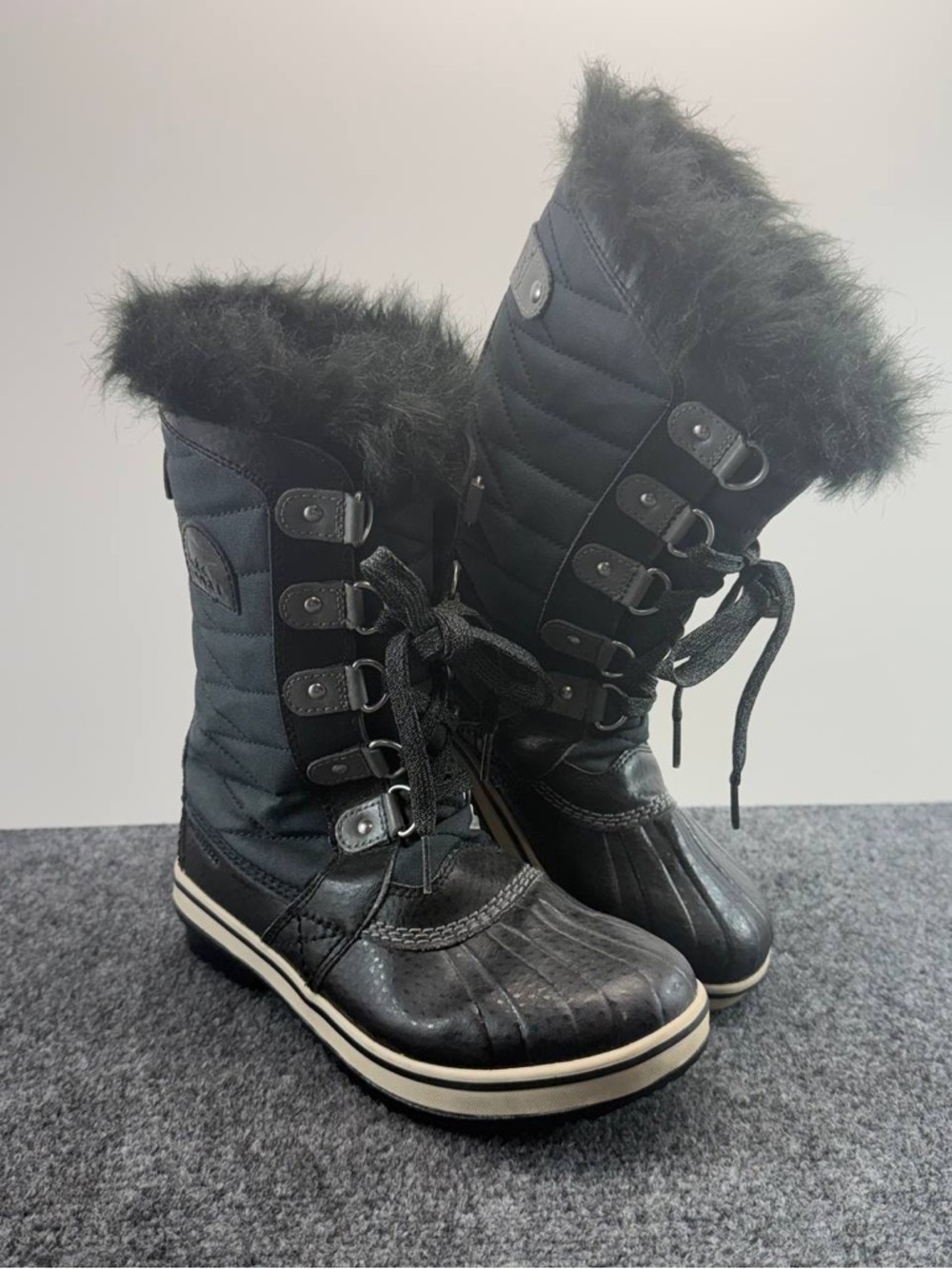 Sorel Whitney Tall Lace Snow Boots Girls Size 4 Black Waterproof Winter Faux Fur